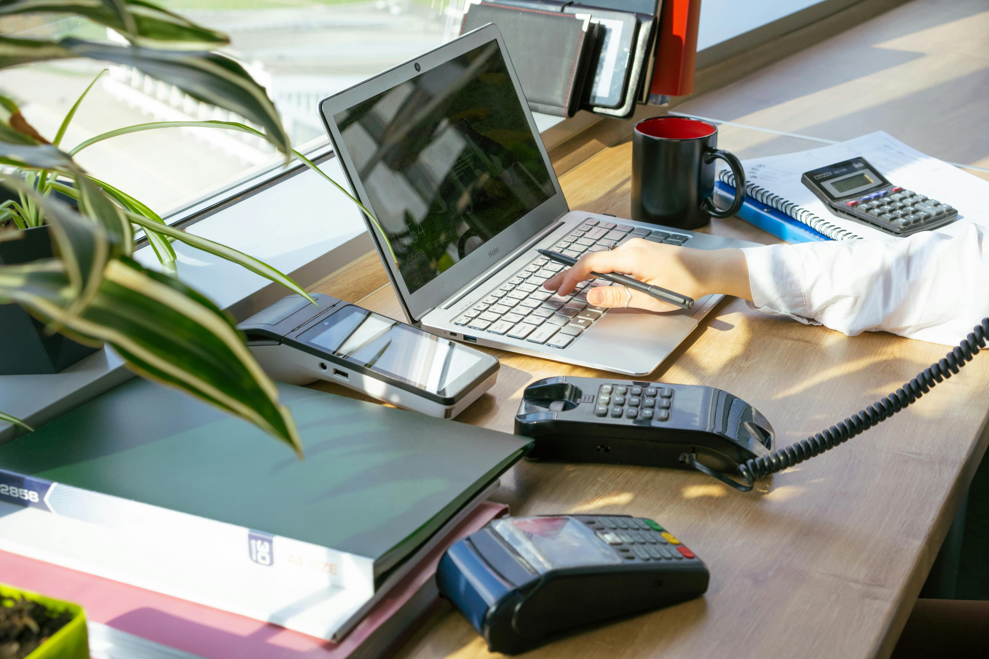 Streamline Service Ops: Top Inventory & Invoicing Software